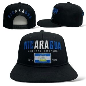 Gorra de Baseball Snapback Negra con Bandera de Nicaragua - Visera Plana